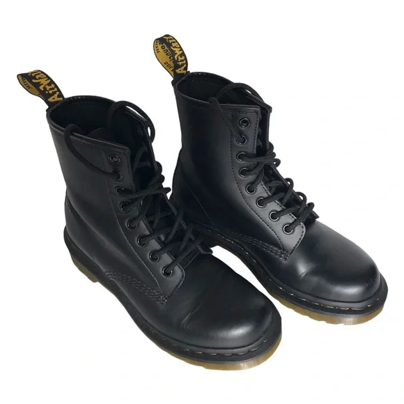 Dr. Martens | Shoes | Dr Martens Womens 1821 Aw04 Black  display picture 1